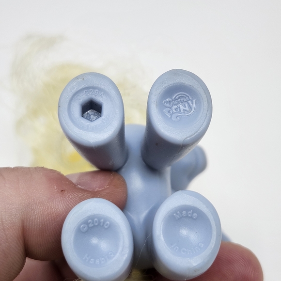 My Little Pony G4 Derpy Hooves 3" Toys R Us Favorites MLP HTF Brushable 2010 - Picture 6 of 7